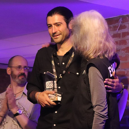 Jon Sideriadis 2019年GenCon颁奖典礼。